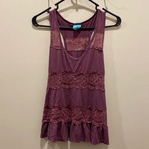 Lovely Lace Tank Top in Excellent Condition!